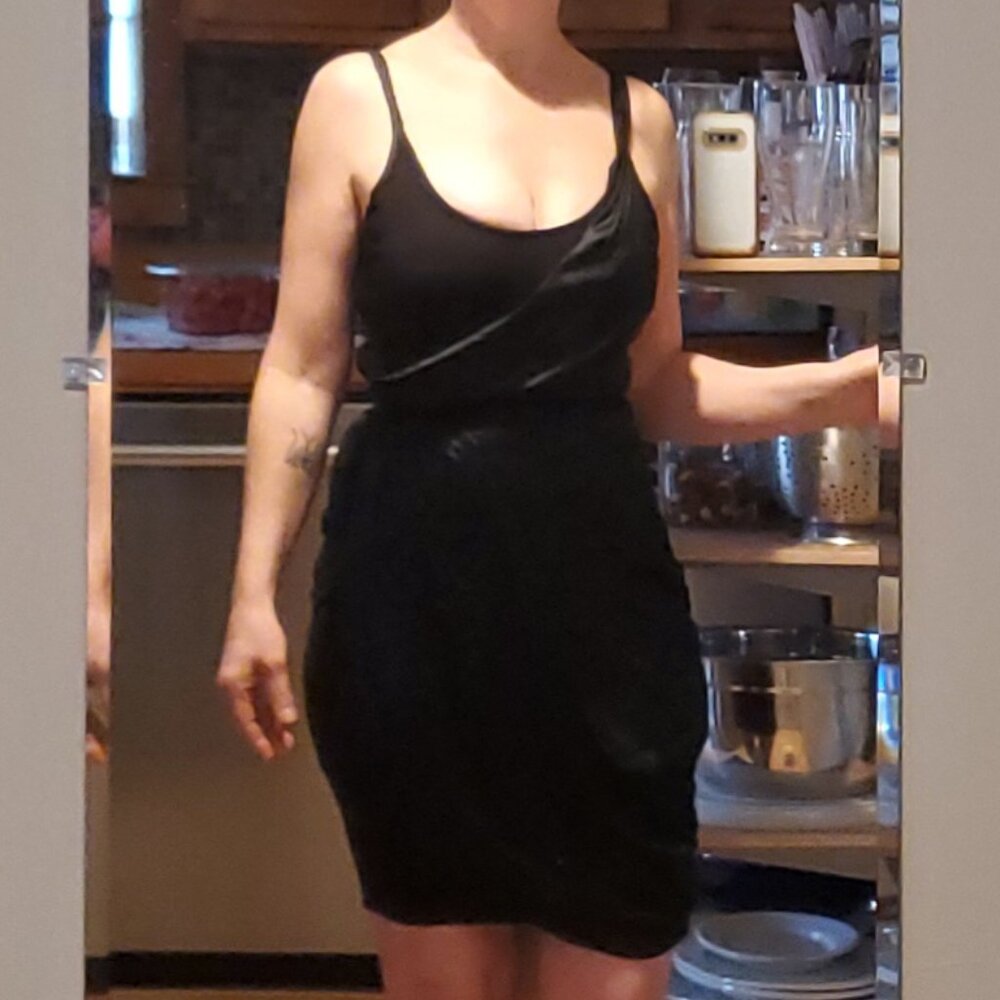 SEAN JEAN LITTLE BLACK DRESS SIZE 2
